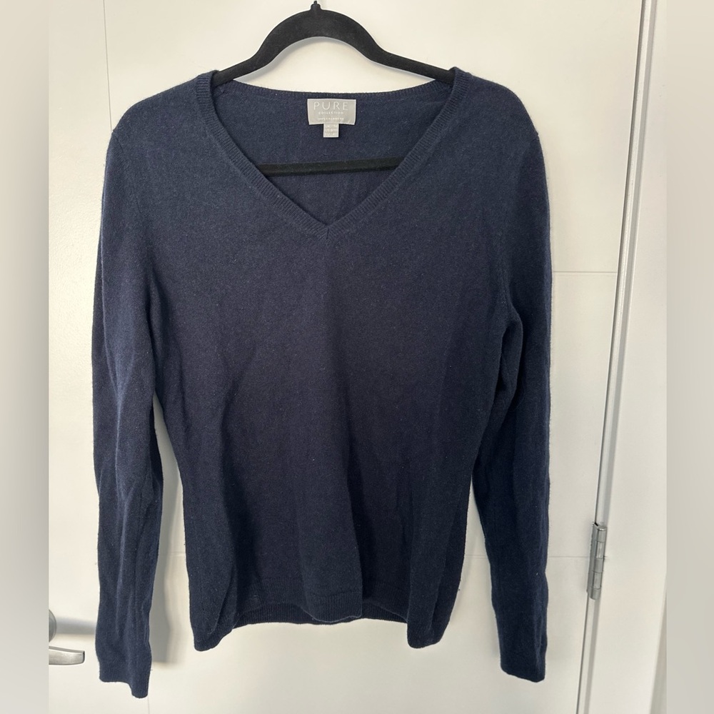 Pure Collection 100% Cashmere V-Neck Sweater – Luxuriously Soft & Timeless